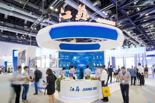 南京市鼓樓區(qū)人民政府 我區(qū)第五屆 京交會 參展企業(yè)受中央領(lǐng)導(dǎo)人參觀肯定